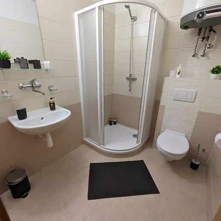 Grand Guest house 3*